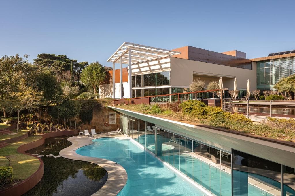 IHG Dual Branded Hotel - Premium off-plan development in Quinta da Marinha, Cascais