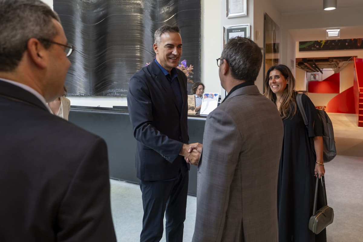 Spain Proposes Iberian Alliance with Portugal to Tackle Housing Crisis with Industrialized Construction