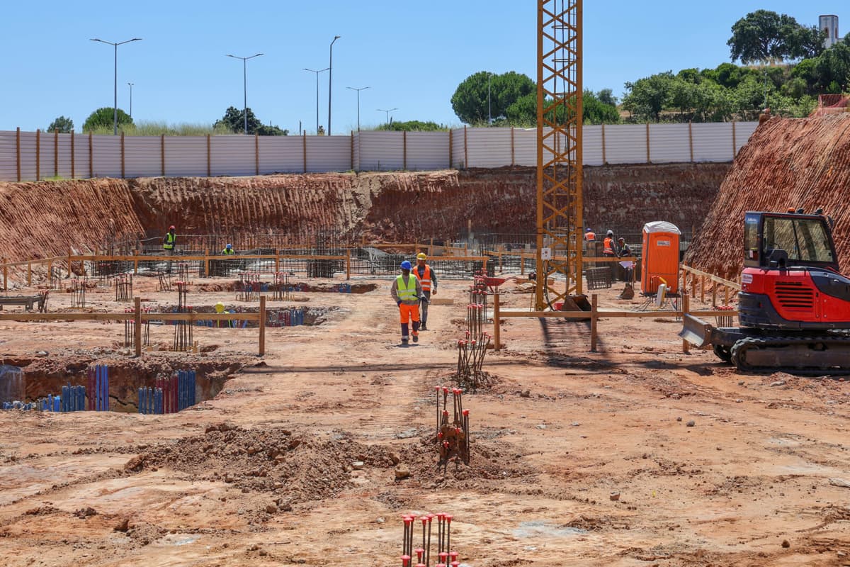 Setúbal's Affordable Housing Push: IHRU Begins Construction on First 48 of 1,000 Planned Units