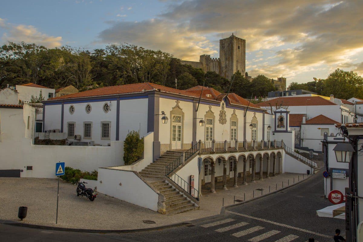 Palmela Greenlights New €4M Tender for 21 Public Housing Units in Águas de Moura