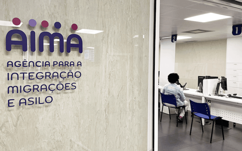 Portugal's Immigration Agency AIMA Under Pressure as Complaints Surge, Impacting Expats and Investors