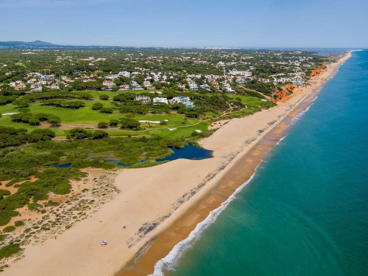 US Buyer Interest in Portugal Surges as American Resident Population Jumps 36%