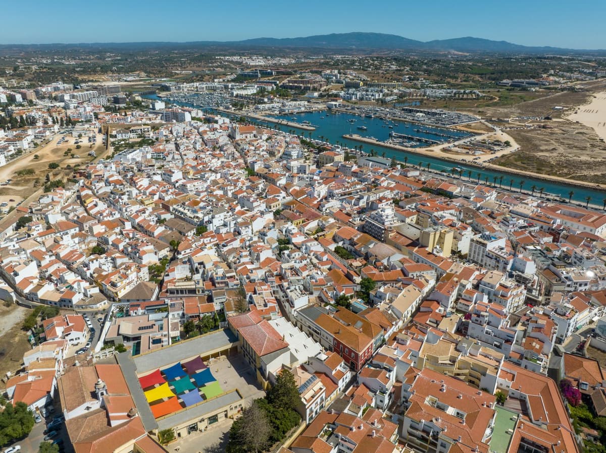 Portugal Proposes 7.5% Flat Property Tax for Foreign Buyers: What Investors Need to Know
