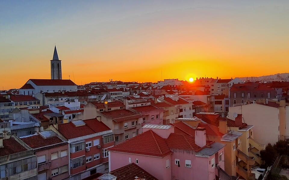 Amadora and Sobral de Monte Agraço Lead Lisbon District Real Estate Demand