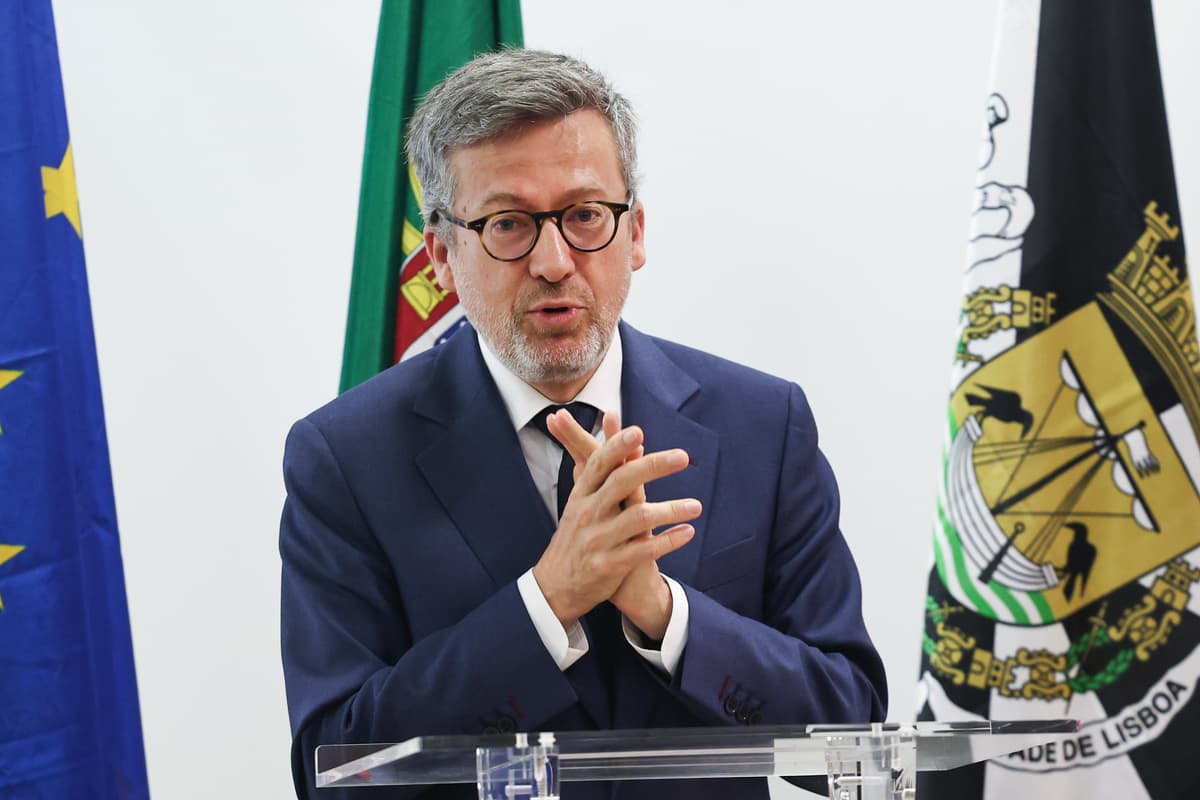 Lisbon's New Mandate: Mayor Carlos Moedas Outlines Key Policies for Housing, Mobility, and Investment