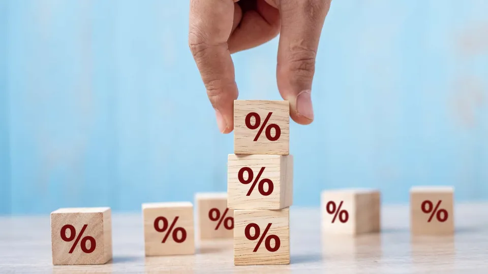 Portugal's Mortgage Interest Rates Rise to 3.162%: Key Data for Property Investors