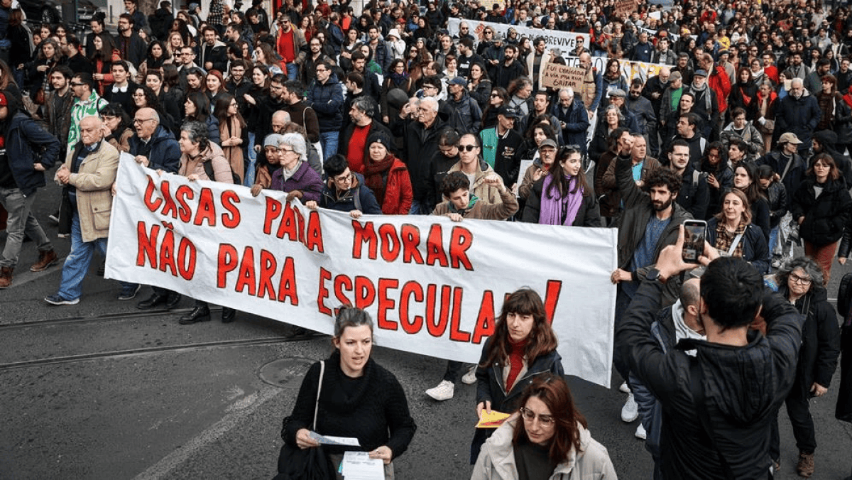 Lisbon & Porto Housing Crisis: Protests Erupt Over Severe Delays in Government Rent Support