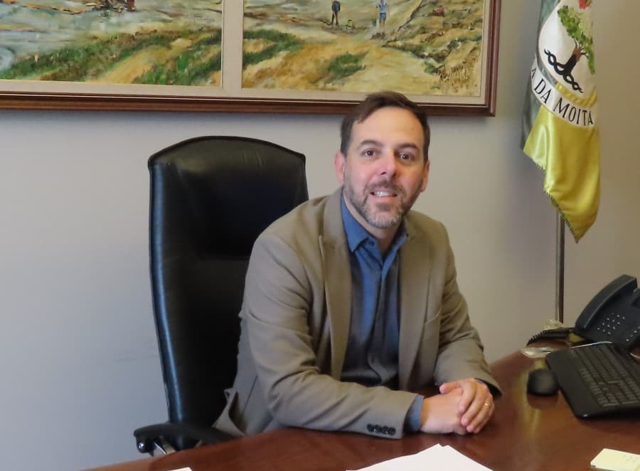 Moita's Infrastructure Boom: Mayor Outlines Plans for New Tagus Crossing, River Terminal, and Investment