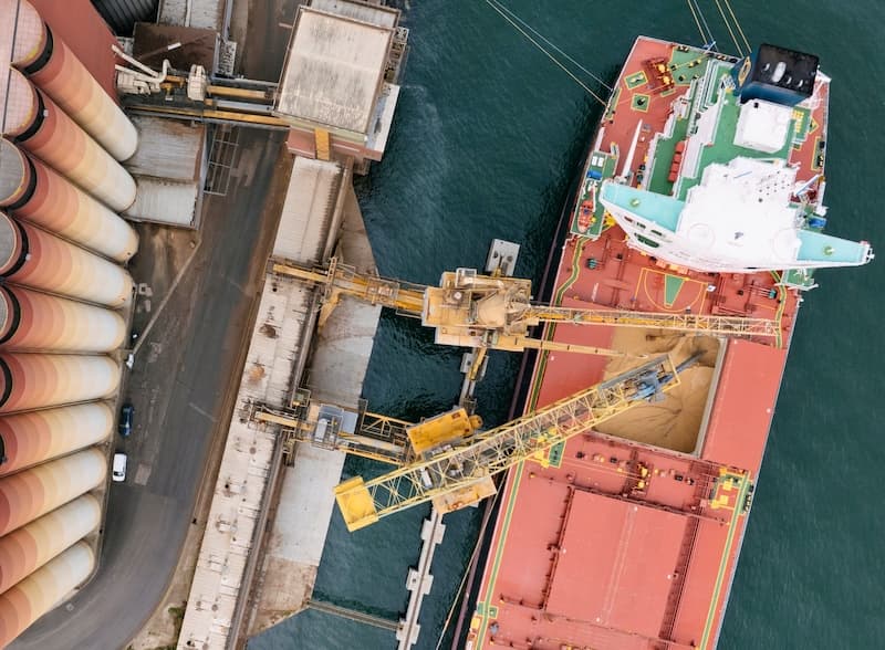 Almada's Port Secures €43M Investment with 40-Year Sovena Concession, Boosting Regional Economy