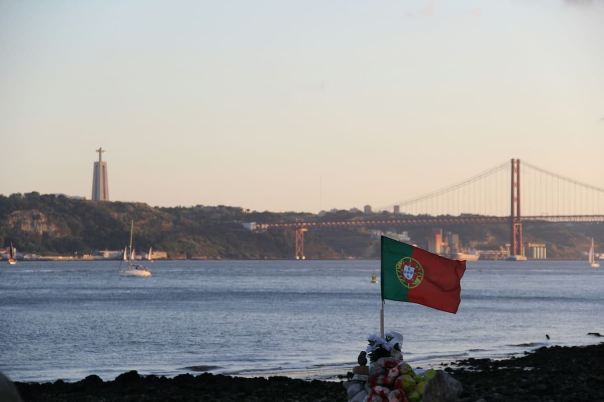 Portugal's New Citizenship Law: A Gamble on Foreign Investor Trust and Real Estate
