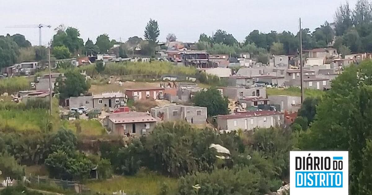 Almada's Penajóia Residents Demand Role in Housing Solution, Highlighting Urban Regeneration Needs