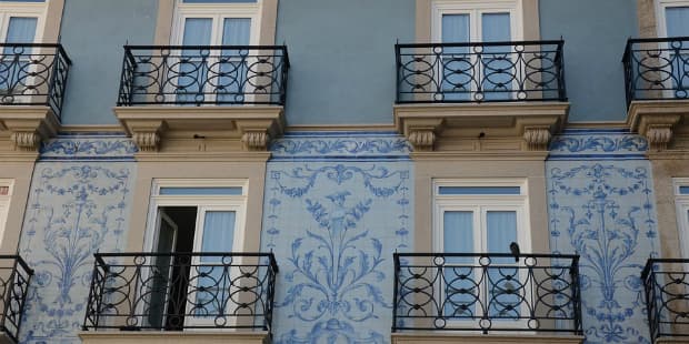 Lisbon Rents Exceed Average Salary by 16%, Deutsche Bank Report Reveals