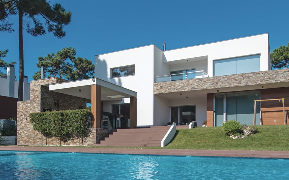 US Investment in Portugal's Luxury Real Estate Skyrockets by 82% in Q2
