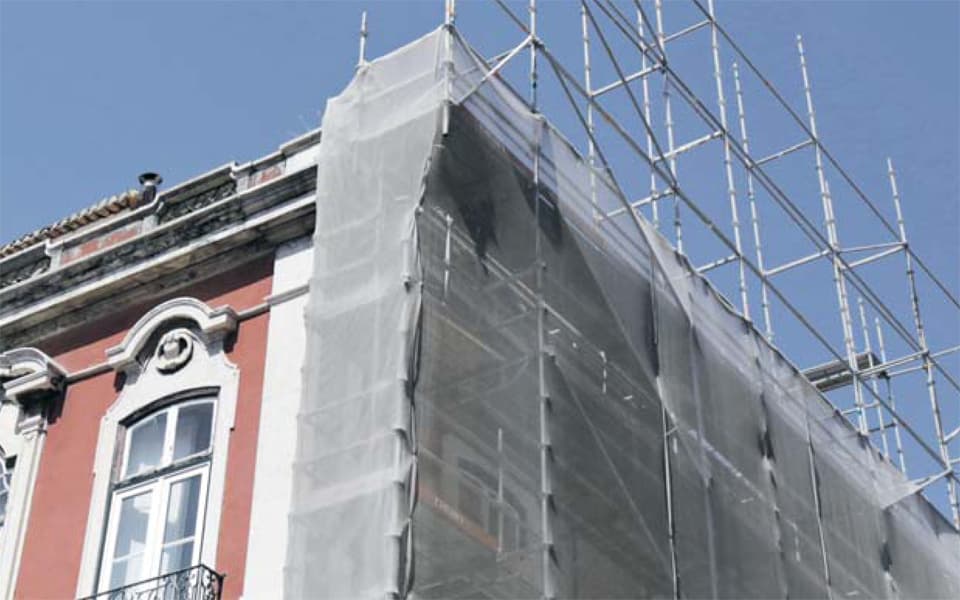 Portugal's Urban Renovation Sector Slows in June, But Future Orders Grow: What Investors Should Know