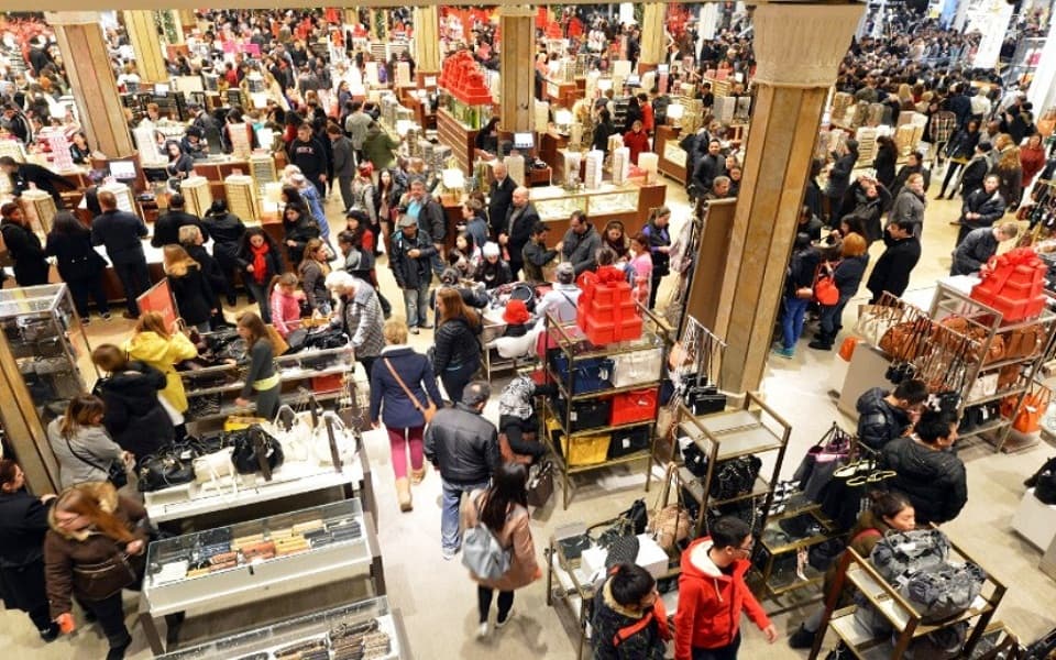 Portugal's Economic Climate Improves in August, But Consumer Caution on Major Purchases Could Impact Housing Market