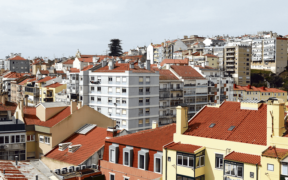 Lisbon & Portugal Housing Supply Drops 15.7%: What It Means for Foreign Investors