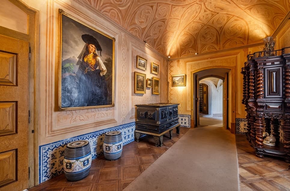 Pena Palace Restoration in Sintra Uncovers Hidden Artwork, Enhancing Cultural Value for Investors