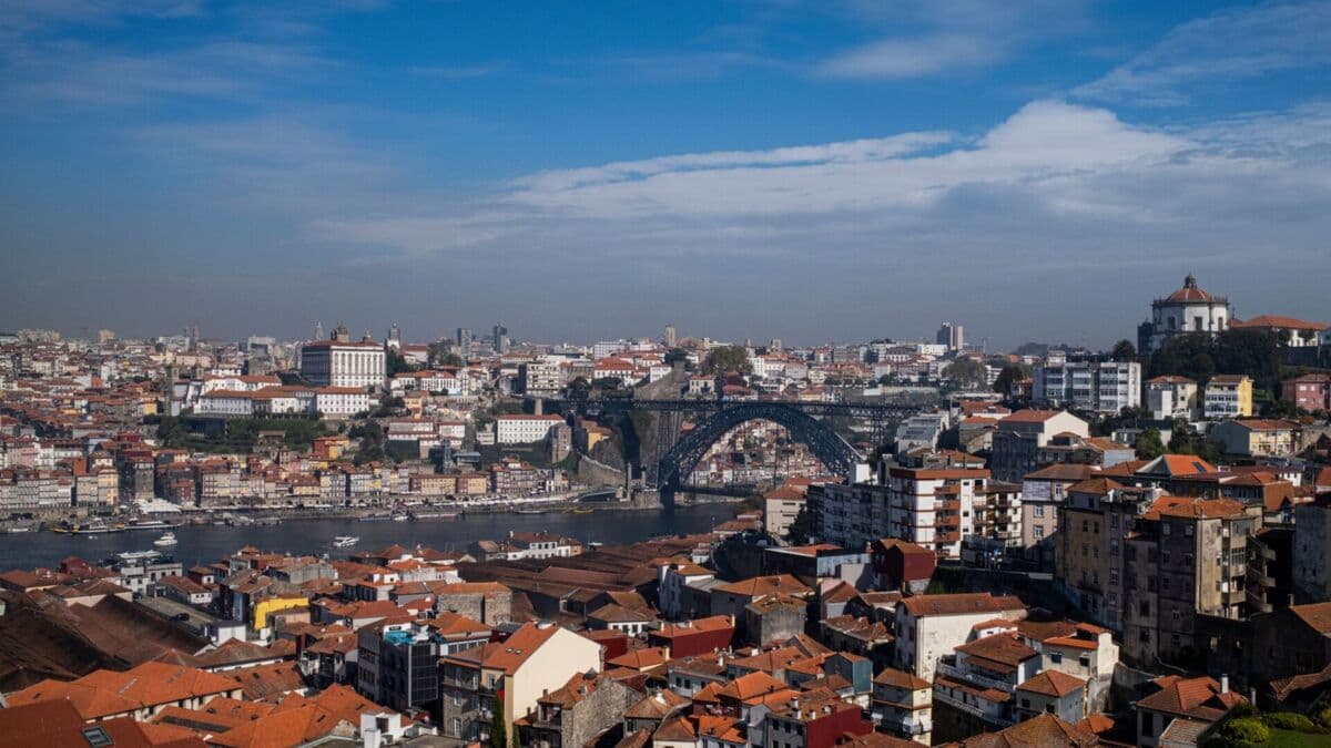 Lisbon to Prioritize Hotels, Porto to Boost Housing by 2029, Study Reveals