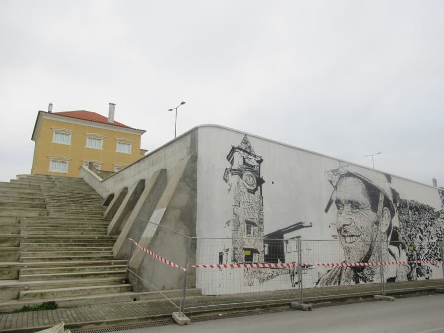 Barreiro's Crossroads: From Industrial Powerhouse to Concrete Empire, What's Next for Lisbon's South Bay?