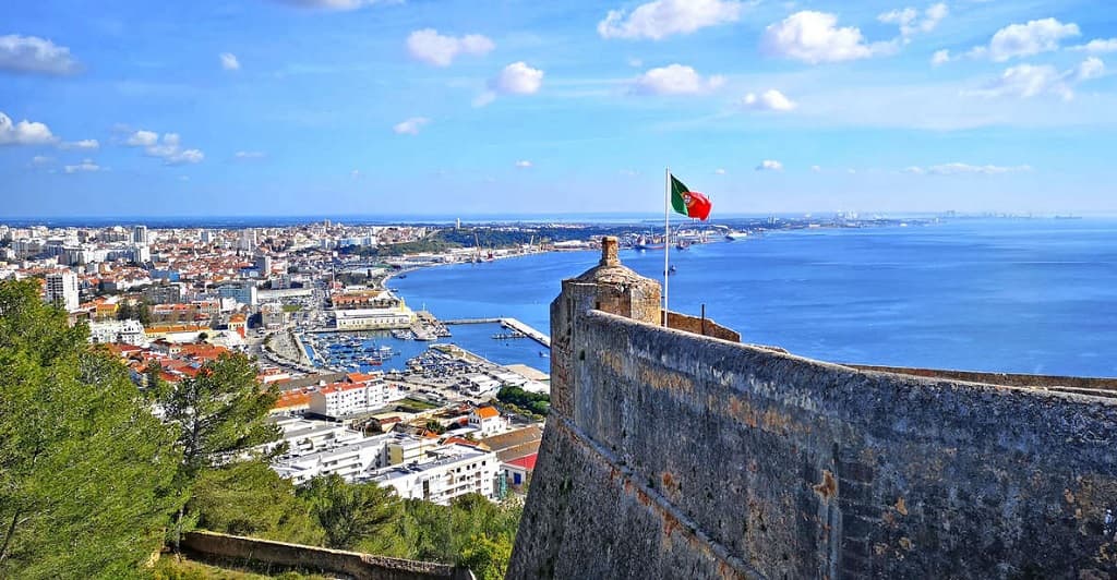 Scenic view of Setúbal showcasing the local architecture and landscape