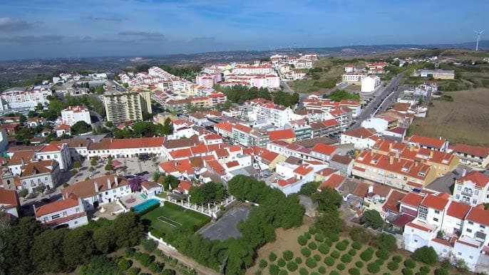 Scenic view of Sobral de Monte Agraço showcasing the local architecture and landscape